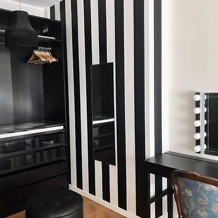 Comodo Bilocale Nuovo Milano Apartman Kültér fotó